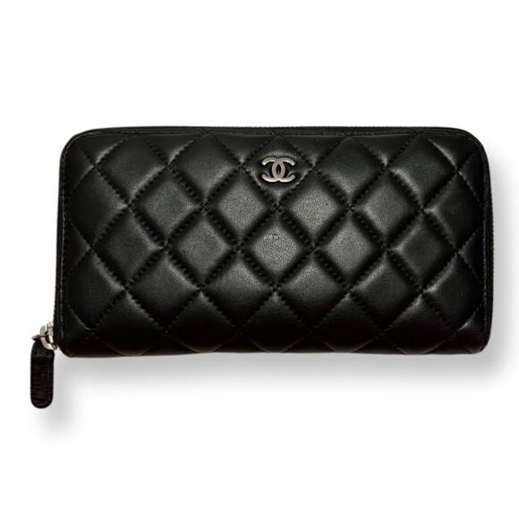 Chanel Black Quilted Lambskin CC Logo Long Zip Around Wallet - Picture 1 of 14